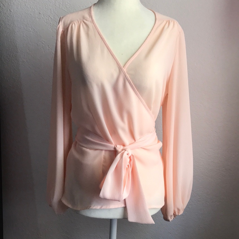 Chelsea28 Wrap Peach Top